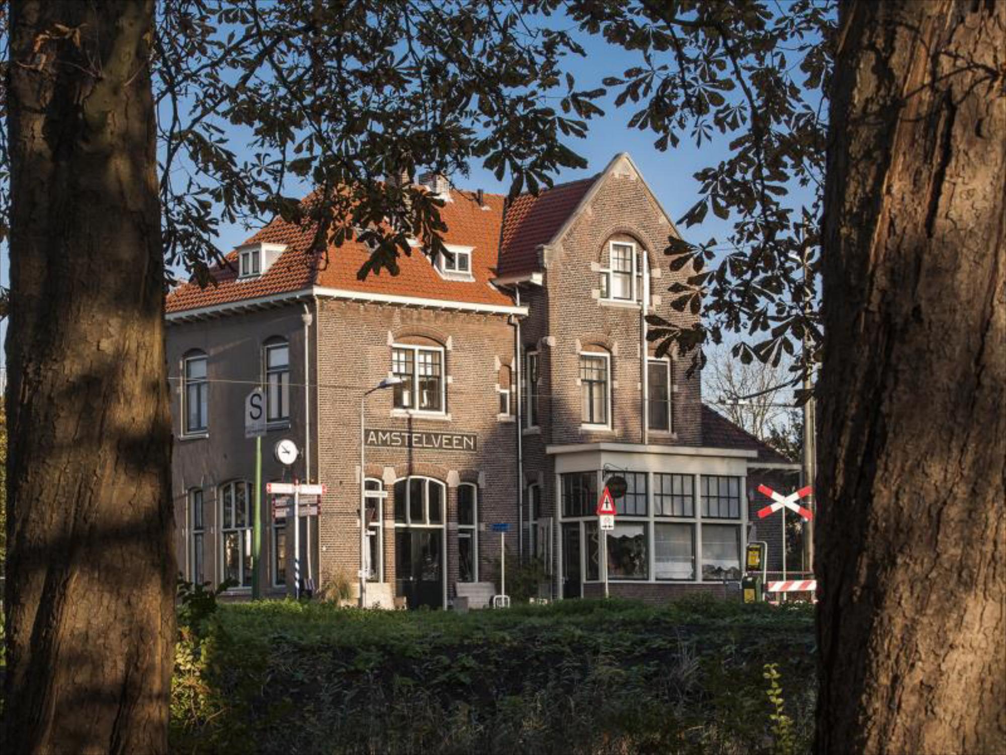 Station Amstelveen Bed And Breakfast - Rooms For Change